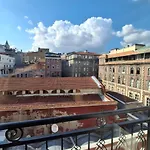 Porto De Galata * Istanbul